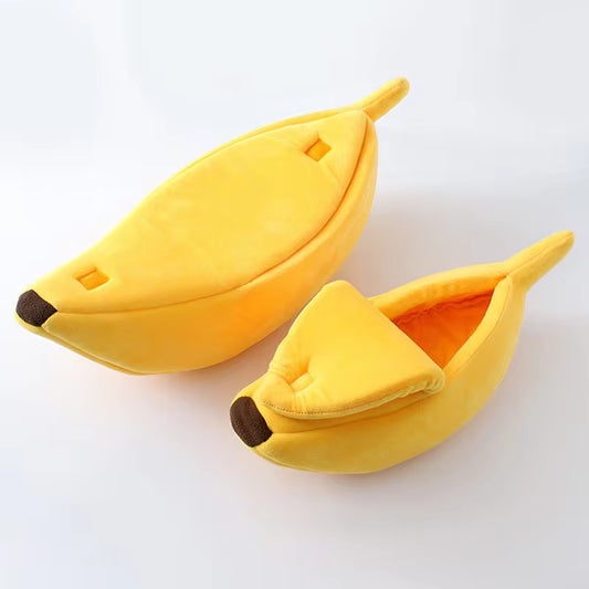 Snug & Stylish Banana Cat Bed 🍌🐾 - Perfect Cozy Haven for Your Furry Friends! 🐱✨